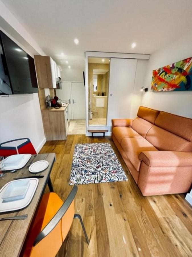 Apartamento Ben Nevis Charming Studio In The Heart Of The Lively Life Of The Pre Carre Annecy Exterior foto