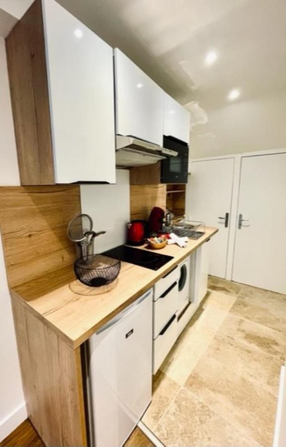 Apartamento Ben Nevis Charming Studio In The Heart Of The Lively Life Of The Pre Carre Annecy Exterior foto